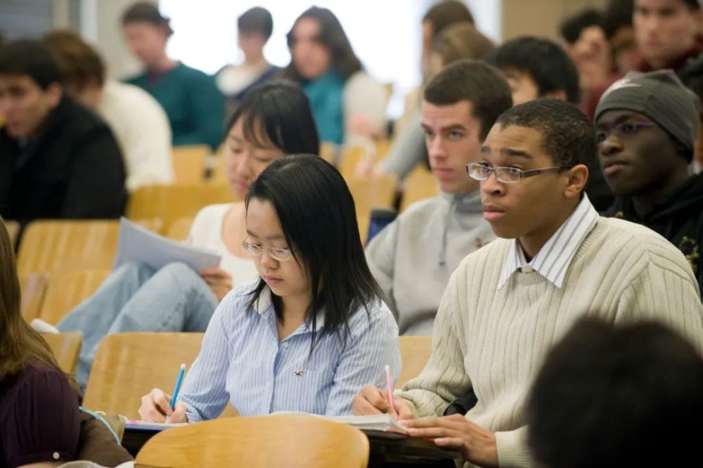 教育部留学服务中心提醒：留学生学历学位认证系统升级！留学生看过来！